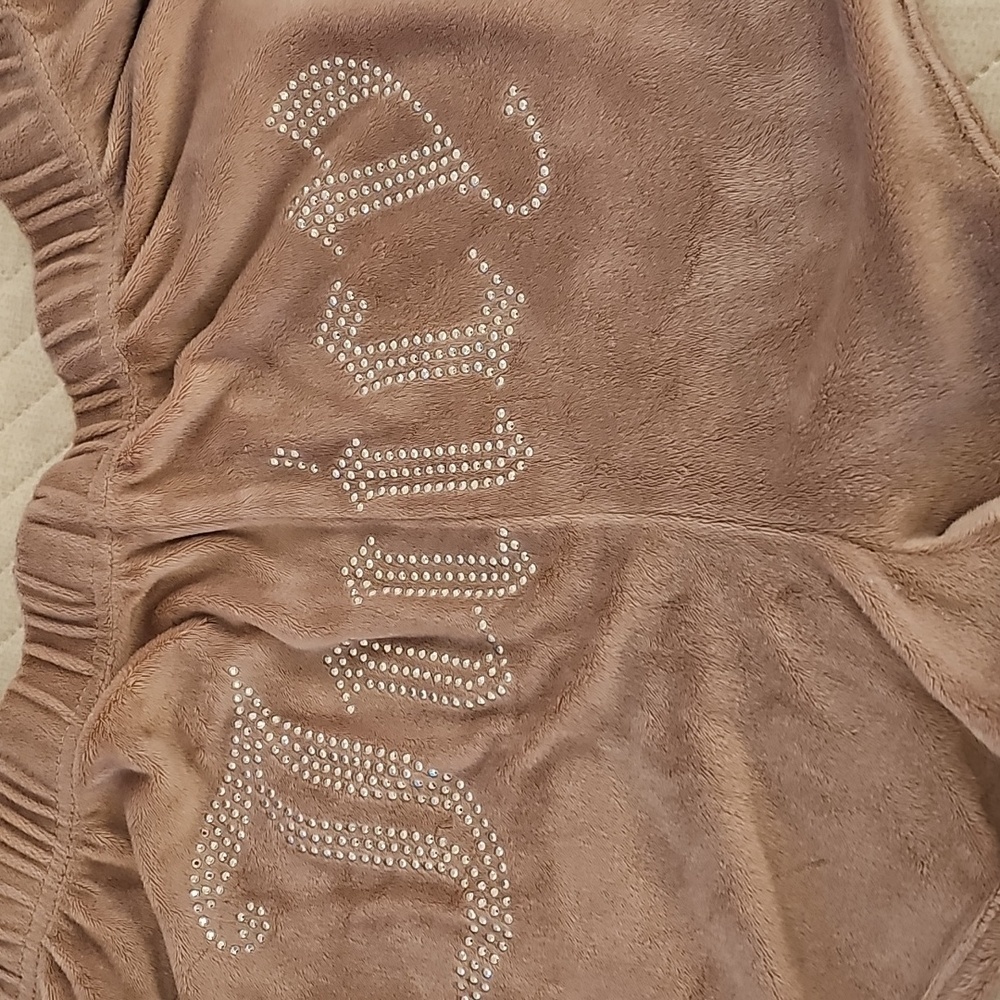 Juicy Couture Rhinestone Embellished Velour Shorts in Mauve and White Lot of 2 - Picture 2 of 11